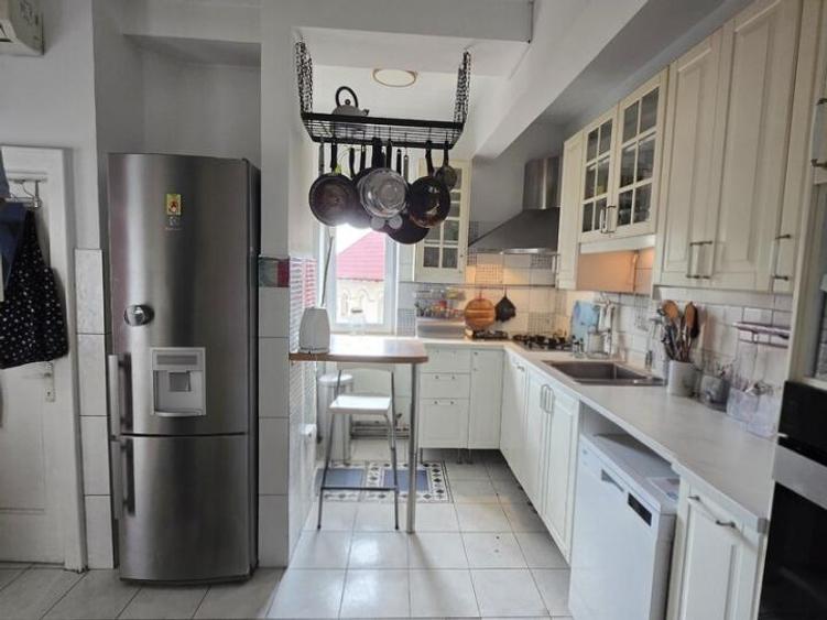 Apartament 4 camere | Cismigiu | Centrala proprie | Ac | Baie cu Jacuzzi