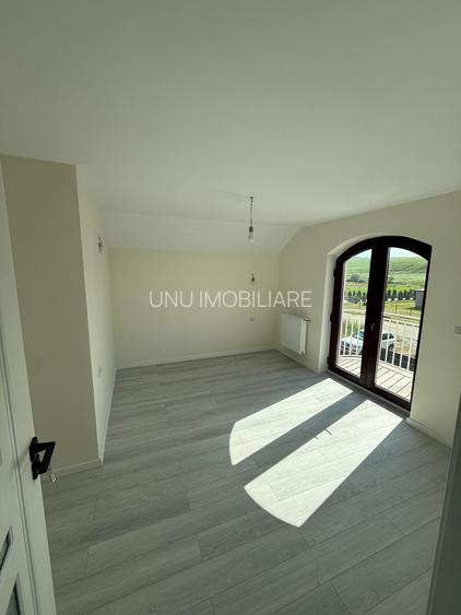 Vila Individuală 4 camere in Letcani Iasi, 196 mp utili teren 400 mp, Liberă, Mutare imediată - 7