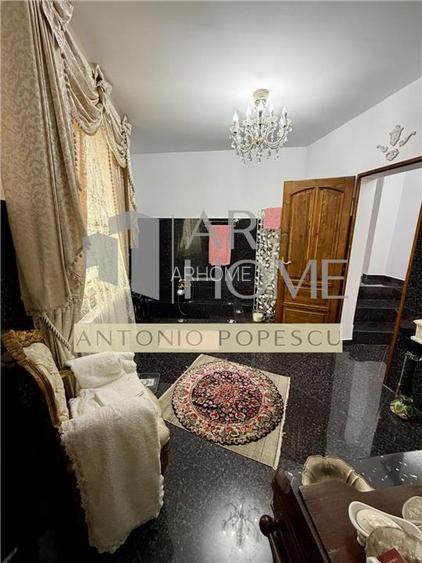 Casa 11 camere D+P,cu o arhitectura deosebita, ultracentral, Ploiesti. - 24