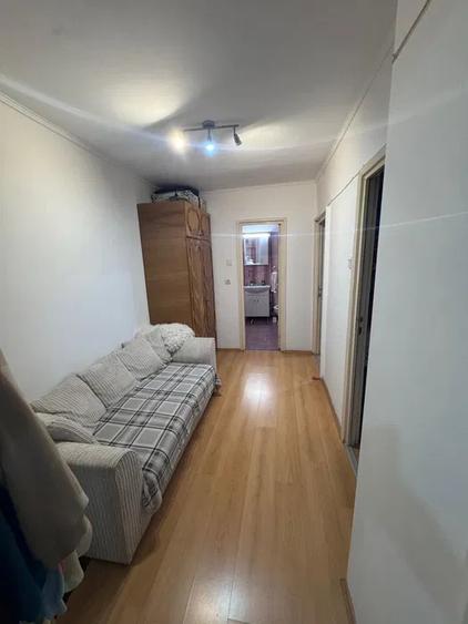 Apartament cu 3 camere, 2 bai, 66 mp, decomandat, Zona Ion Mester