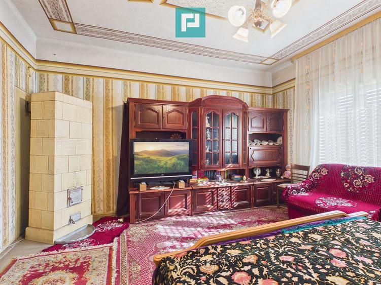Casa din caramida si teren 1316 mp - Savarsin