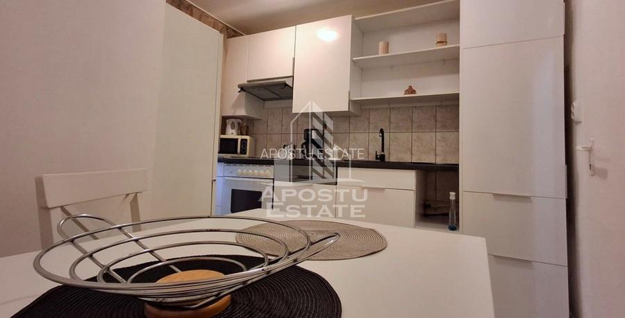 Apartament 2 camere Cal.Romanilor.Din 01.08 - 10