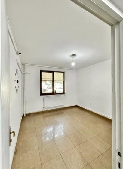 Tomis III, spatiu comercial 52 mp.