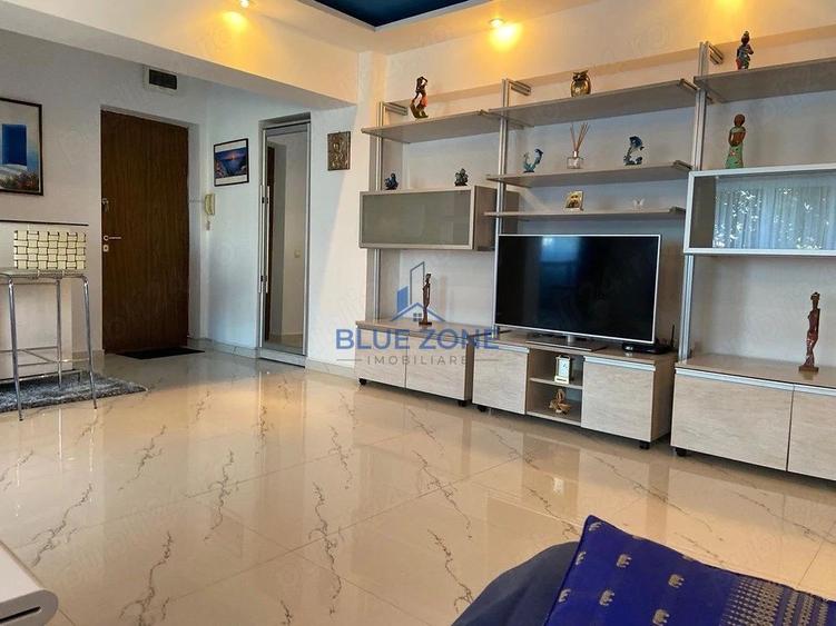 3 camere | Bd. Unirii | 82 mp | 2 balcoane | Etaj 3