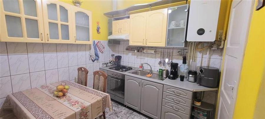 Apartament ultracentral,garaj, pivnita, Sibiu, comision 0