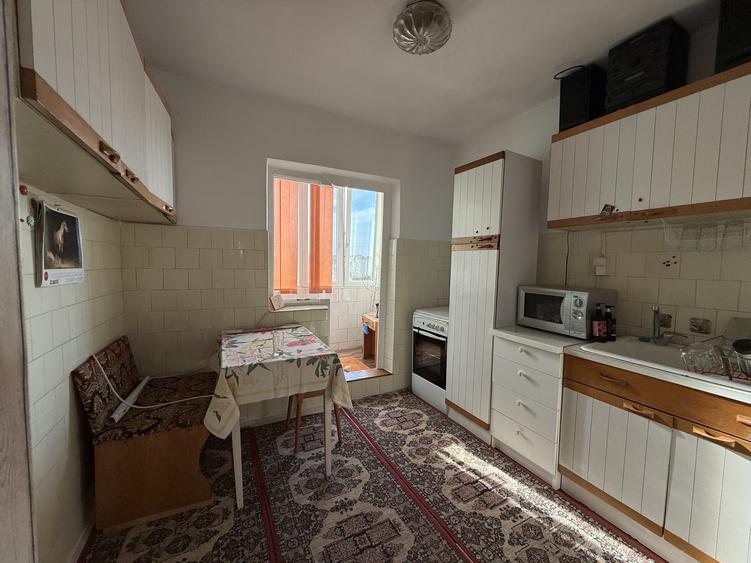 COMISION 0% Apartament 3 camere, decomandat, 65 mp utili  - Girocului