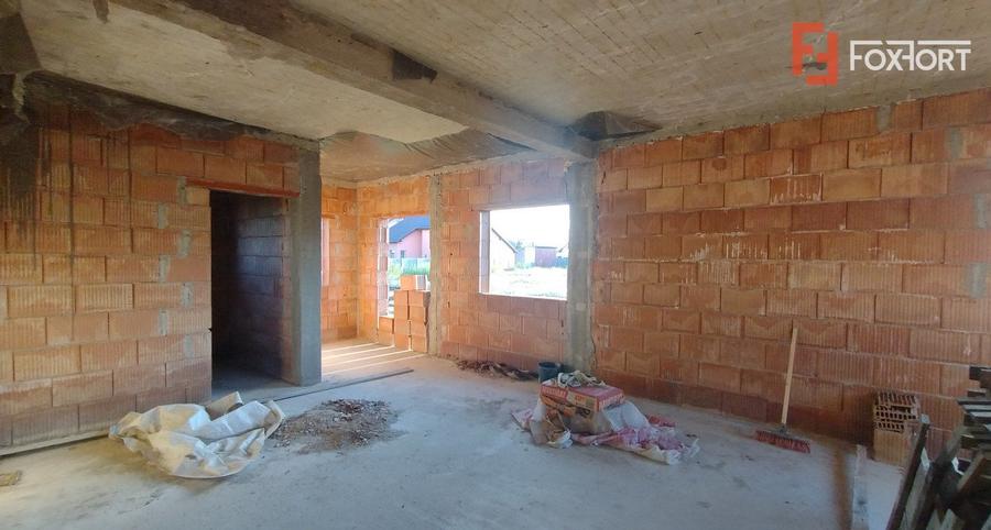Casa individula la ROSU, 4 camere - Becicherecu Mic, teren 499 mp