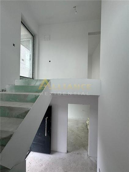 Vila P+1 cu 4 camere - 2 bai { Popesti Leordeni }