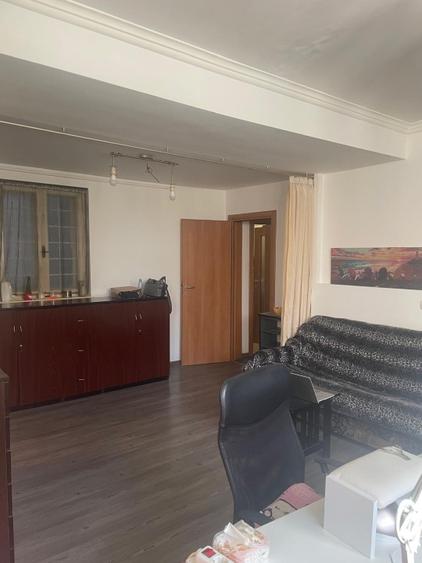 Apartament 2 camere | 77 mp | Demisol | Bd. Ferdinand I Clădire interbelica