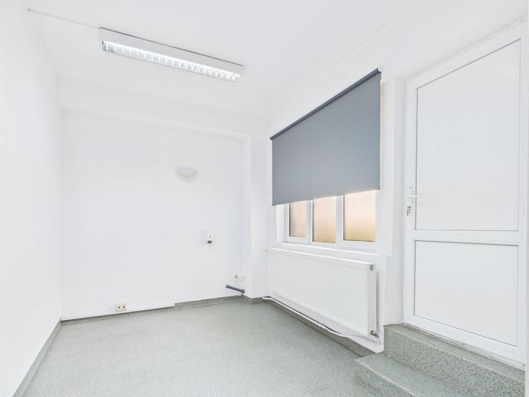 Clădire de 560 mp utili ~20 încăperi | Configurație medicală