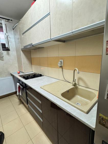Apartament 2 camere demisol