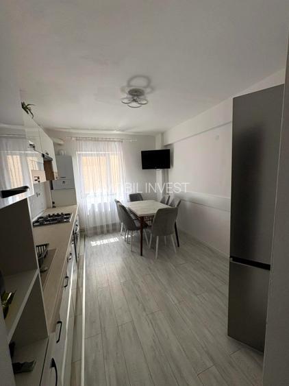Apartament complet renovat, 3 camere, 2 locuri de parcare | Cetate - 7