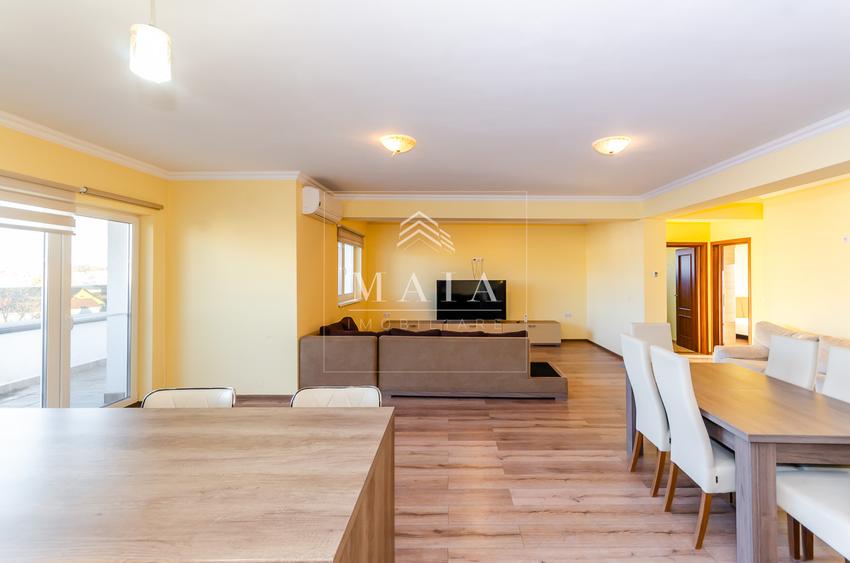 Penthouse 3 camere, la 5 min de centru, parcare privata