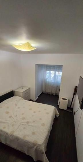 APARTAMENT SUPERB 3 CAMERE DECOMANDAT CONFORT 0 ZONA FAR