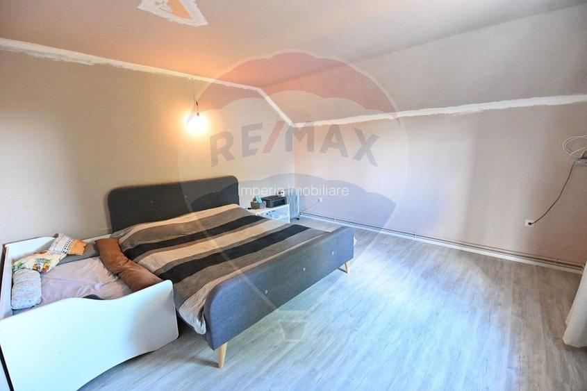 P+E+M cu 13 camere, Bariera Valcii in proximitatea Spitalului Regional - 11