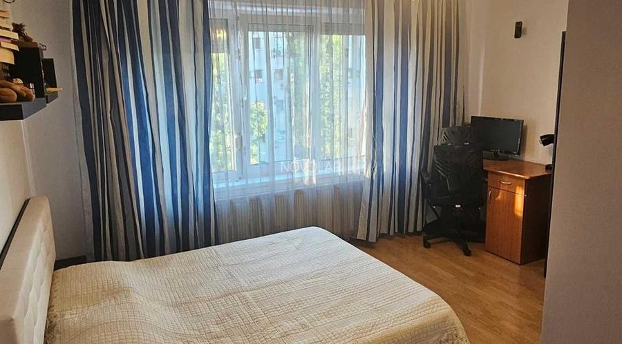 Apartament 4 camere Dristor