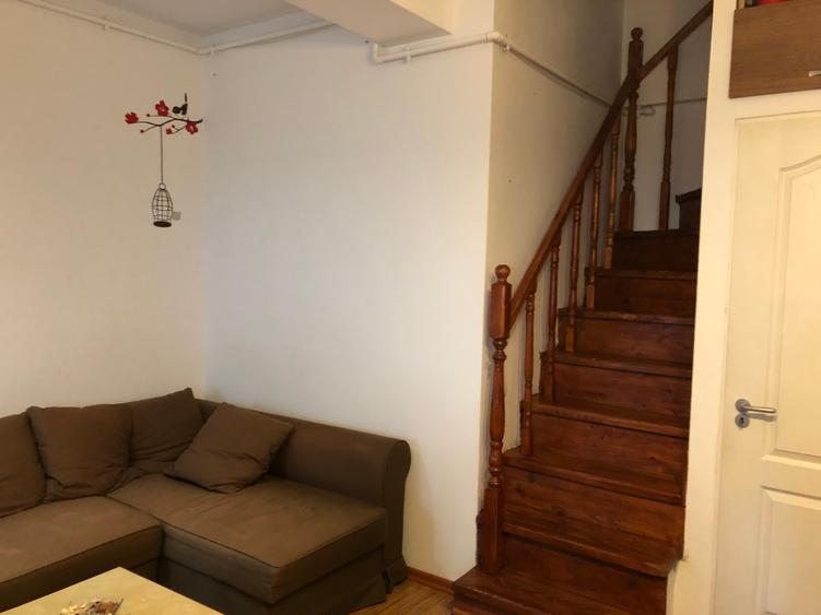 Apartament 3 camere tip duplex, cu centrală proprie, în zona Dristor