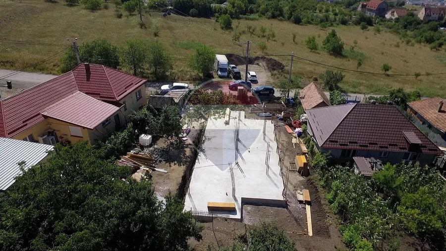 Casă cu 5 camere de vânzare în zona Iris, Comision 0%
