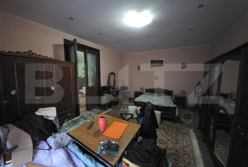 Casa, zona ultracentrala – ideala pentru locuinta sau activitate profesionala