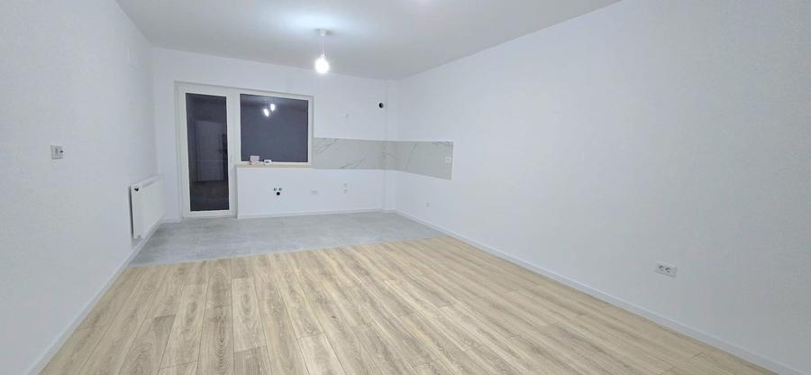 Apartament 2 Camere tip studio, zona Coresi - Tractoru, Brasov