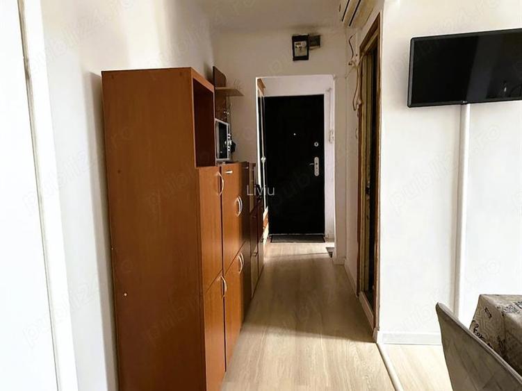 Apartament 2 camere decomandat Rovine bloc anvelopat, etaj 3 - 4