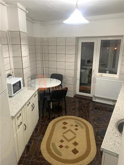 Apartament 3 camere cf 1 decomandat zona Ultracentrala
