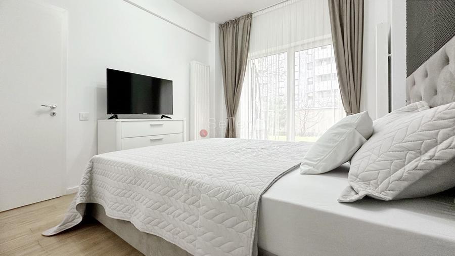 Zona Linistita Terasa Suprafata Generoasa