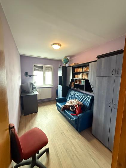 3 CAMERE cu centrala, termopan, Narcisa