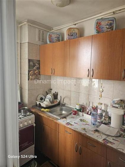 Garsonieră  Tractorul , B-dul 13 Decembrie ,zona CORESI! - 8