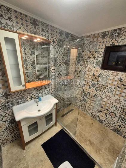 //4 CAMERE//BULEVARDUL REPUBLICII// - 2