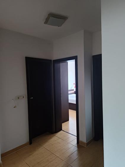 Apartament de închiriat –📍 Zona Dacia, Constanța 3 camere | 2 băi | Etaj 4/4 |