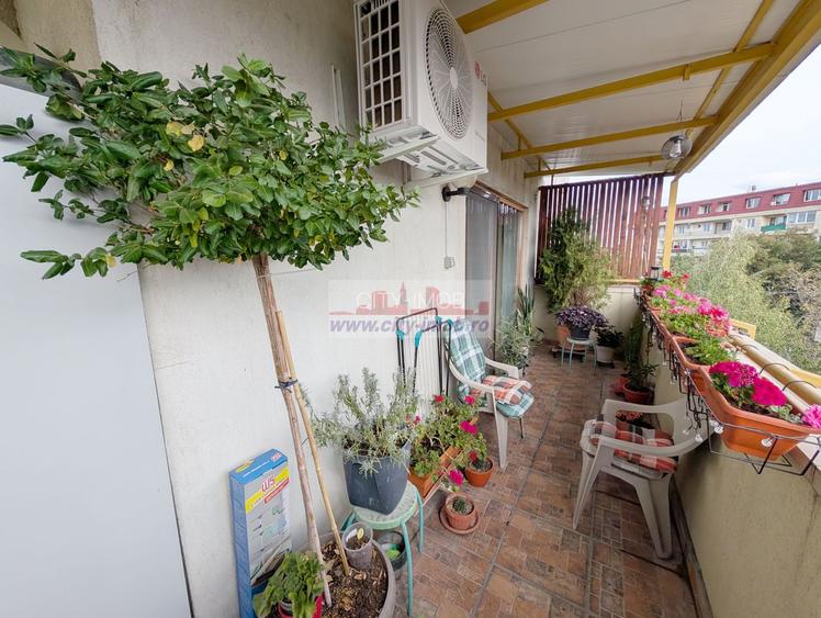 Vanzare apartament 3 Camere Straulesti