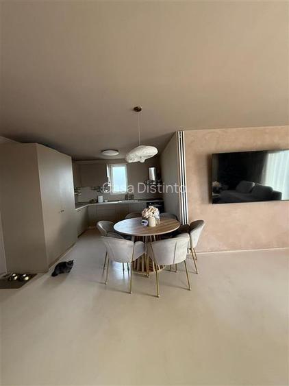 Casa deosebita cu 3 camere 7,5 ari - 12