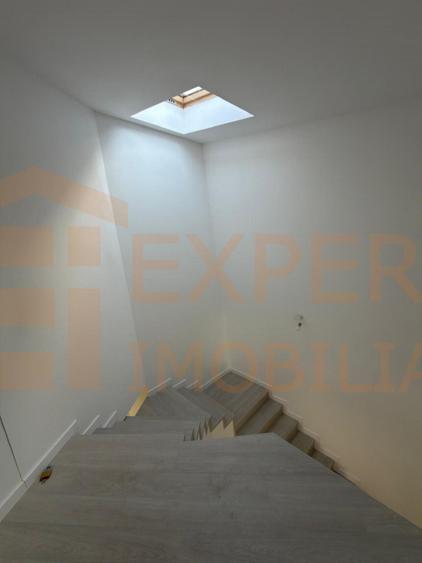 Casă Tip Duplex P+1 de vanzare în Dacia, Constanța