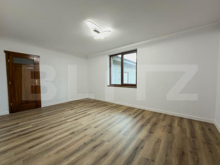 Casa spatioasa 4 camere, parcare, curte 2000 mp