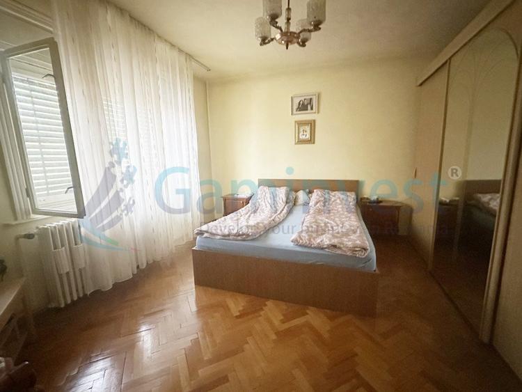 Casa cu 3 apartamente individuale de vanzare, 2 min de Sirul Canonicilor, Oradea