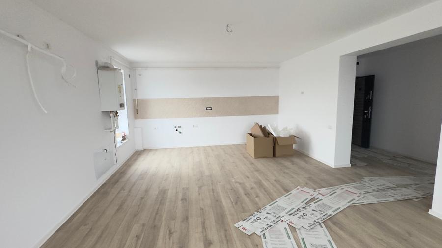 Apartament 3 camere, an 2025