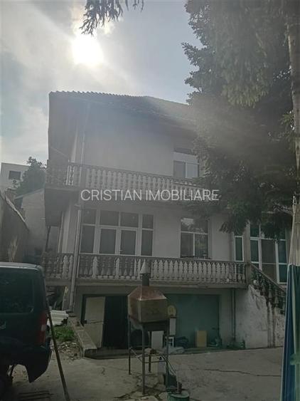 Vila S+P+1+M- Islaz, 8 camere, Suprafata teren 971 mp, Suprafata construita 410 - 4