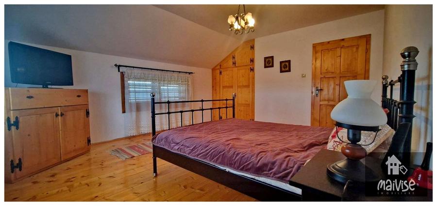 Casa de vanzare, Teren 927mp- Podul Olt , zona Centrala