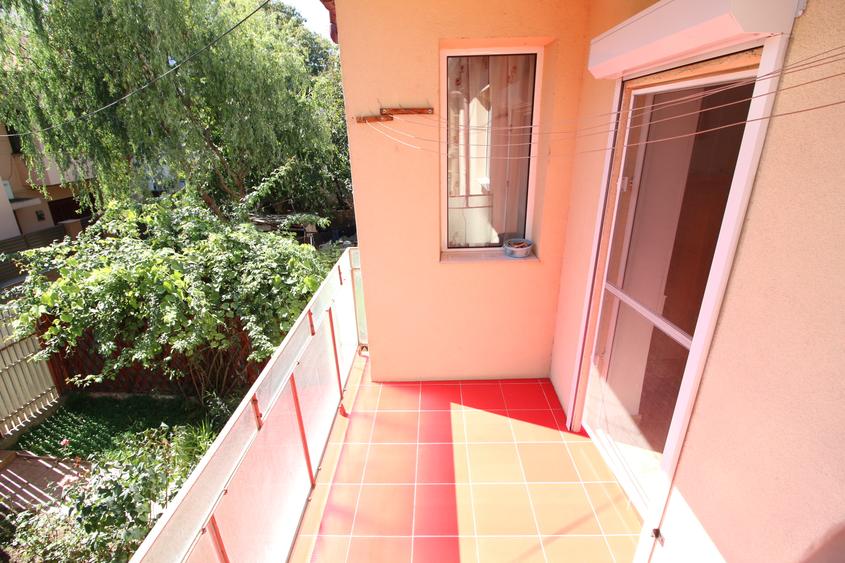 Vand/schimb casa  P+1, zona centrala - 200.000 euro