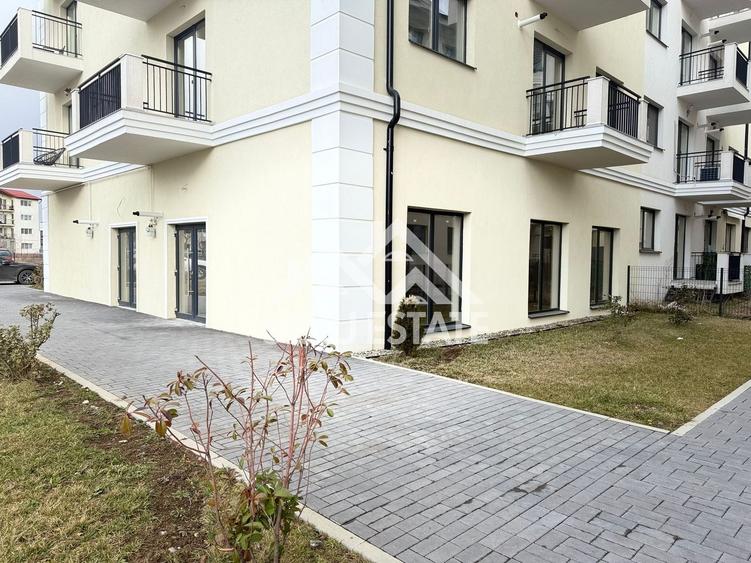 Spatiu comercial nou 66 mp cu teren propriu 41 mp si 2 locuri parcare