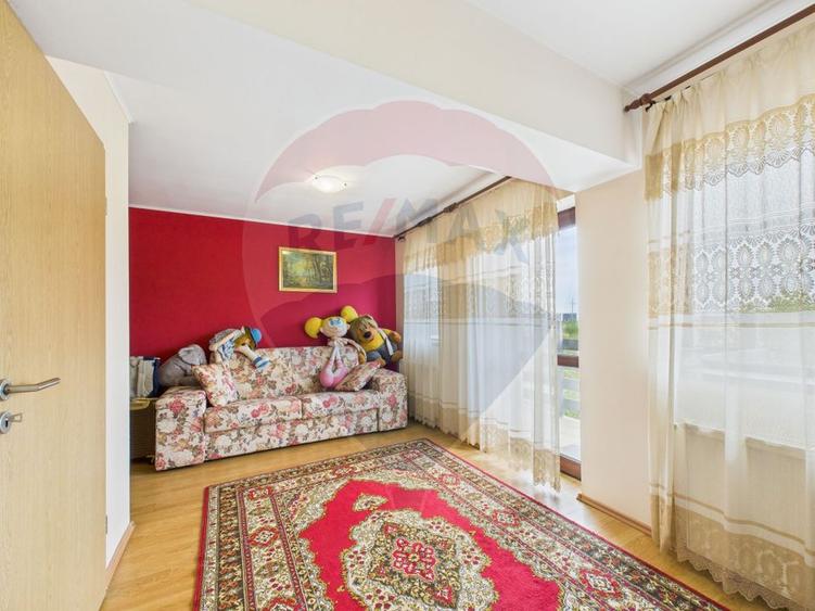 Casă cu 5 camere, 500 mp teren, Domnești, Ilfov