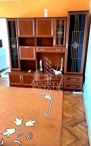Apartament cu 2 camere ,centrala proprie,etaj intermediar,  Soarelui