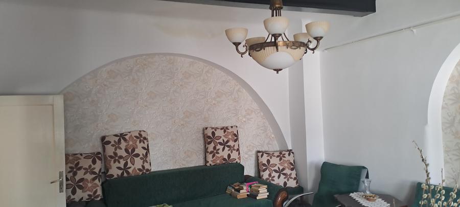 Descoperiți Eleganța Interbelică într-o Oază Urbană – Vasile Lascăr