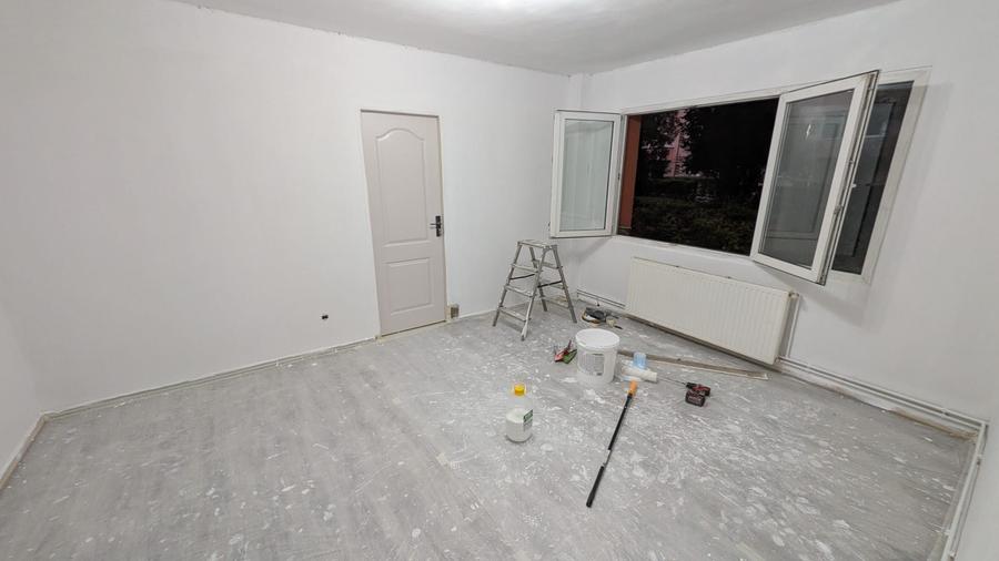 Apartament la parter zona Uranus