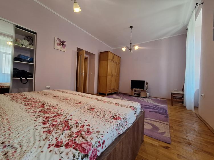 Apartament spatios cu 1 camera-complet renovat, mobilat si utilat-zona Traian
