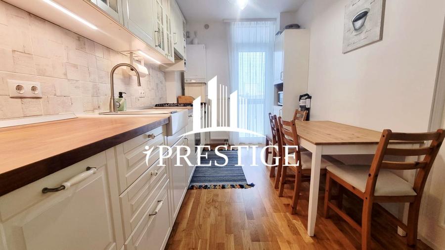 APARTAMENT DE VÂNZARE 4 CAMERE ETAJ 1 BALCON BOXĂ LIFT PARCARE CENTRAL