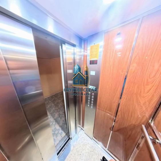 Apartament 3 camere - cartierul Unirii, str. Decebal