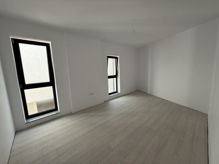 4 camere bloc nou, Zona Nerva Traian, Metrou Timpuri Noi