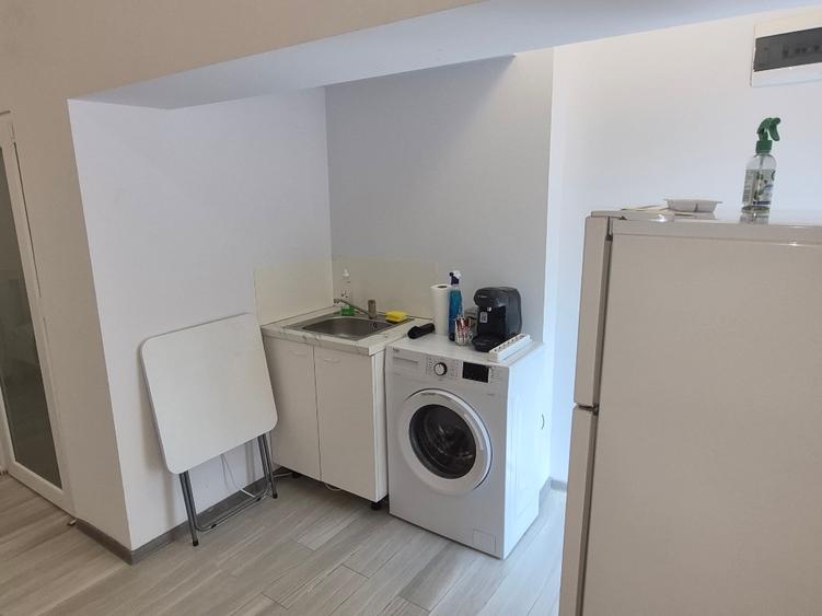 Studio mobilat/utilat, centrală gaz, AC, wi-fi, TVsmart,baie+bucătărie proprii